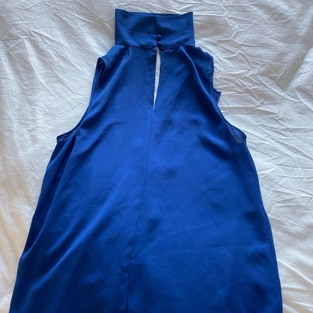 Trouve sleeveless blouse